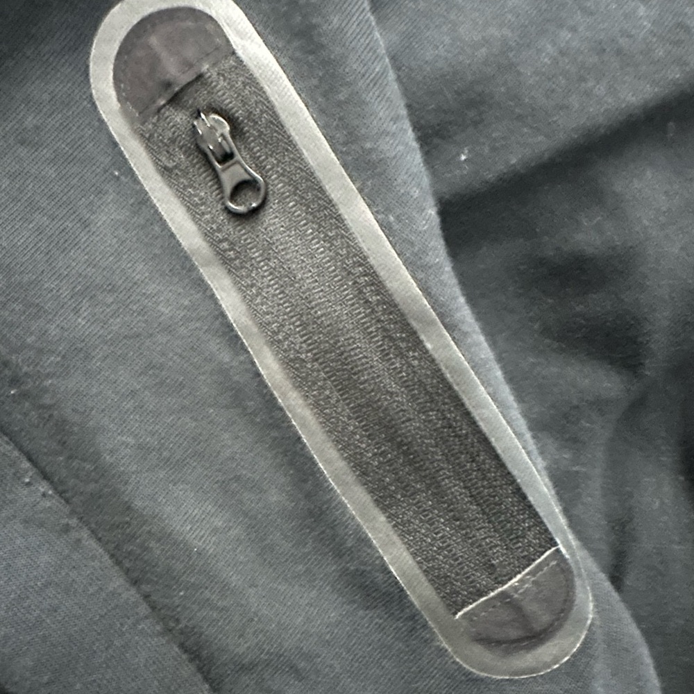 Nike tech - Picture 3 of 6